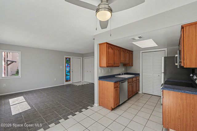 5 Fairway Drive 5, Cocoa Beach, FL 32931