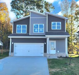 301 Wesson Dr, Clarksville, TN 37043
