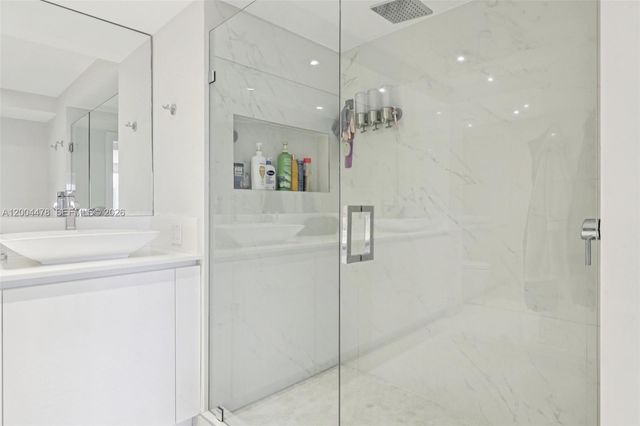3640 Yacht Club Drive 1007, Aventura, FL 33180