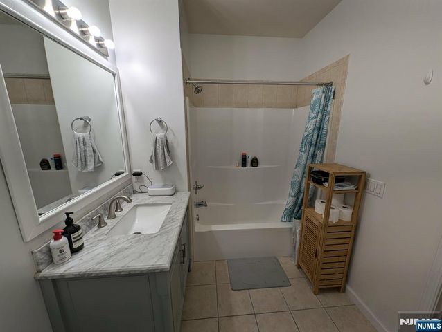 5808 Washington Street 310, West New York, NJ 07093