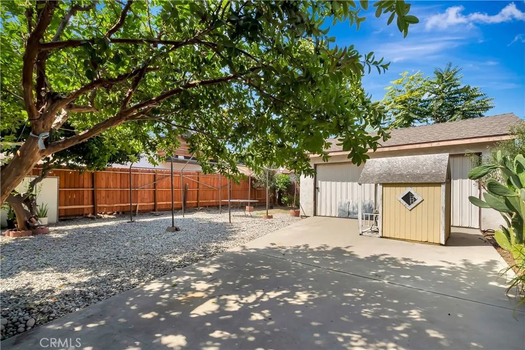 2651 Pirtle Street, Los Angeles, CA 90039