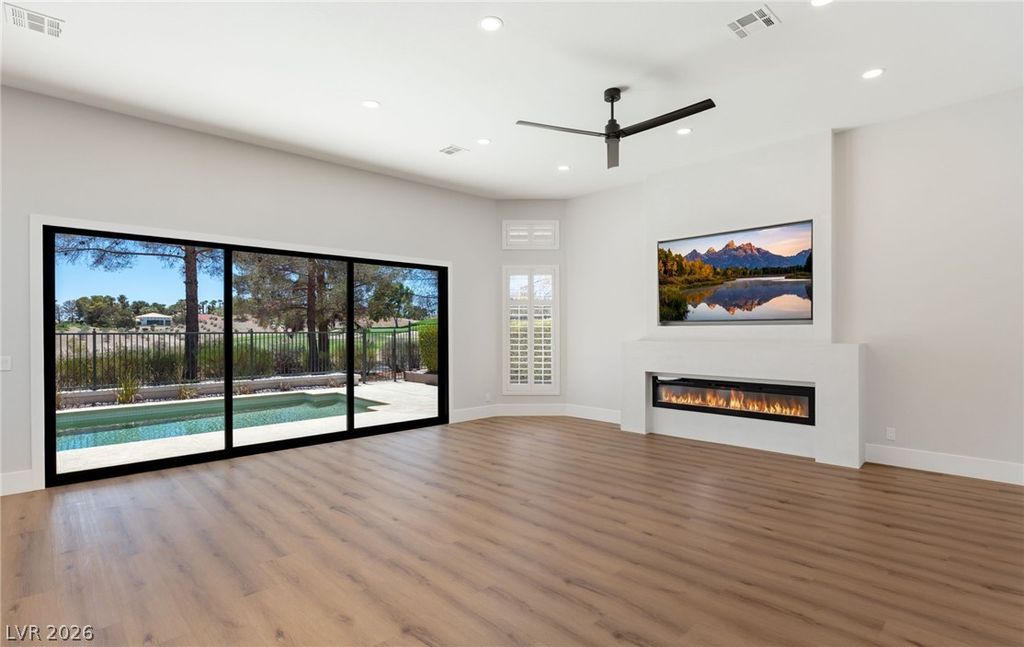 8649 Robinson Ridge Drive, Las Vegas, NV 89117 — photo 4