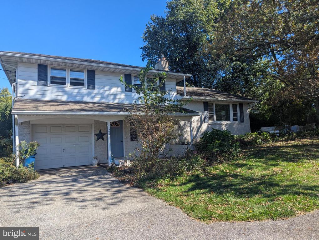 1495 JEFFERSON RD, Spring Grove, PA 17362