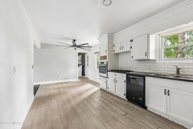 297 Cambourne Drive, Toms River, NJ 08753