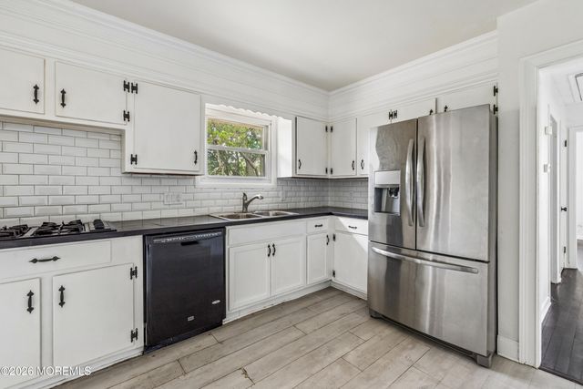 297 Cambourne Drive, Toms River, NJ 08753