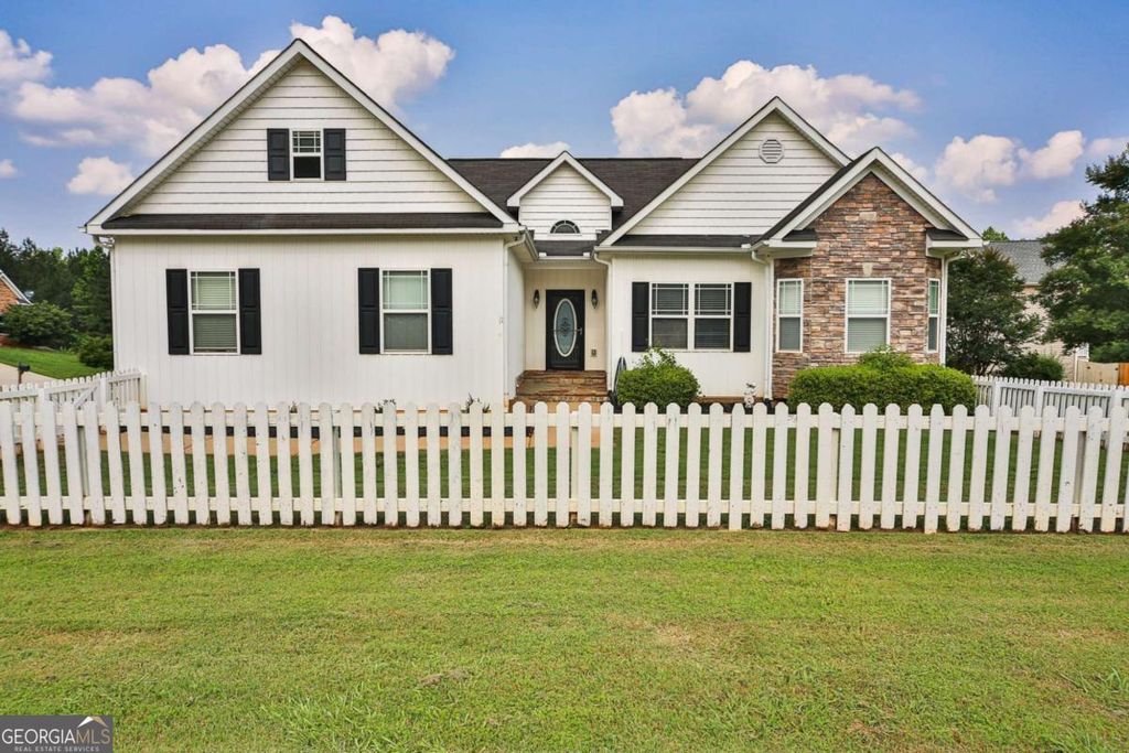 501 Grace Court, Temple, GA 30179