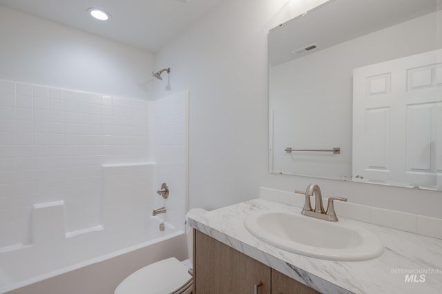 13735 Inman Ct, Caldwell, ID 83607