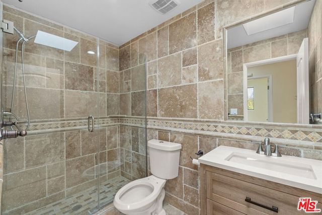 2175 S Beverly Glen Boulevard 406, Los Angeles, CA 90025