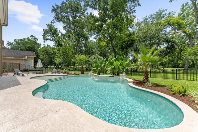 18 Sullivans Court, Missouri City, TX 77459