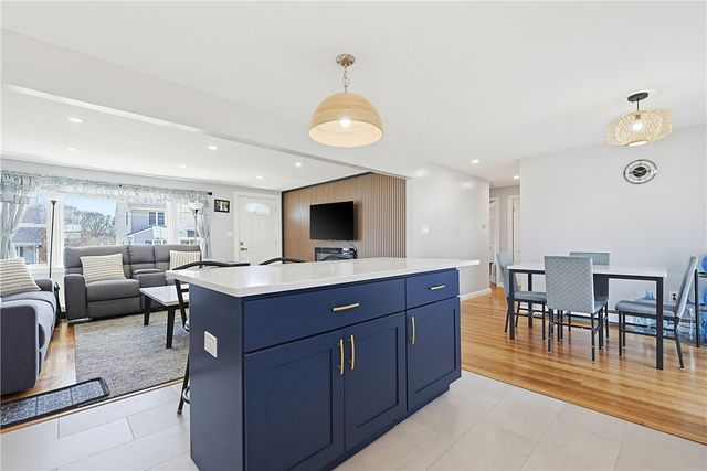 34 Massachusetts Avenue, Cumberland, RI 02864