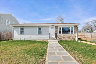 34 Massachusetts Avenue, Cumberland, RI 02864