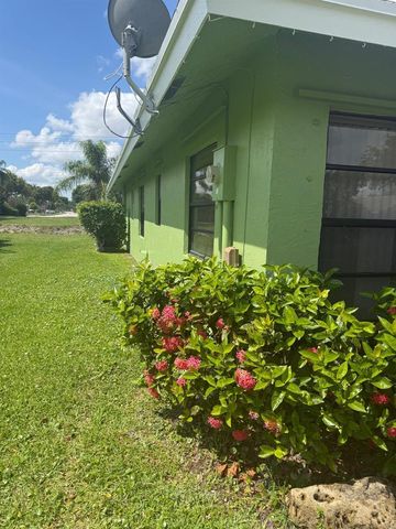 1463 Summit Run Circle, West Palm Beach, FL 33415