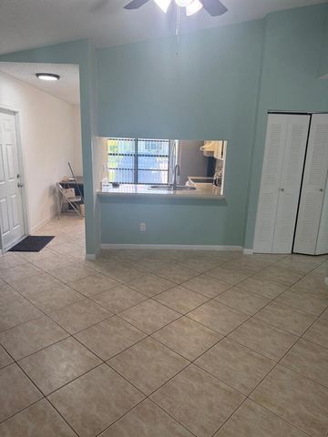 1463 Summit Run Circle, West Palm Beach, FL 33415
