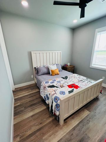 1 Port Duncan Boulevard, Monkey Island, OK 74331