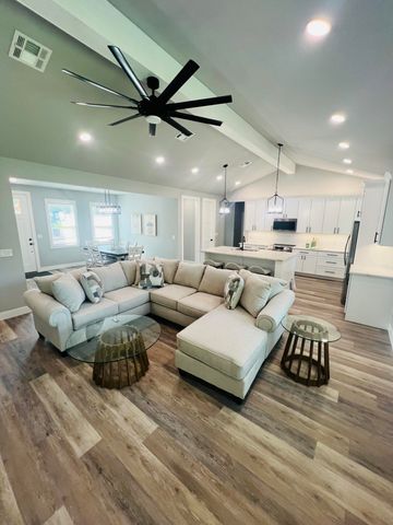 1 Port Duncan Boulevard, Monkey Island, OK 74331