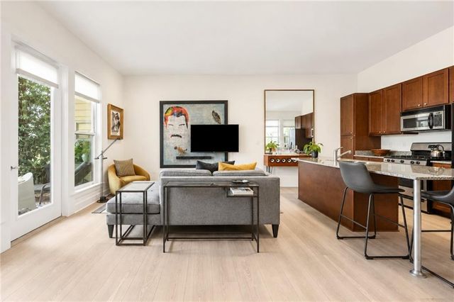 1195 Milton Terrace SE 1106, Atlanta, GA 30315