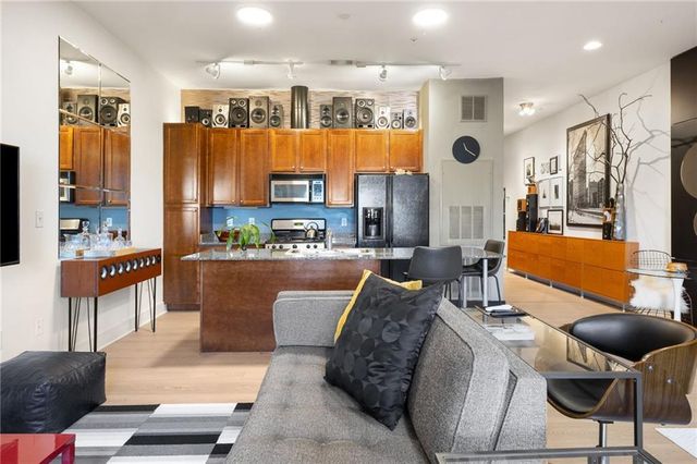 1195 Milton Terrace SE 1106, Atlanta, GA 30315