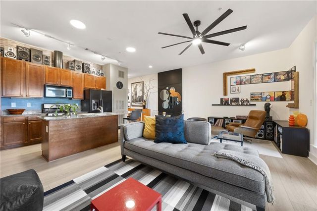 1195 Milton Terrace SE 1106, Atlanta, GA 30315