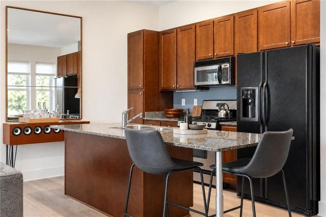 1195 Milton Terrace SE 1106, Atlanta, GA 30315