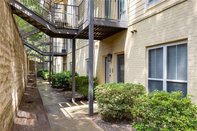 1195 Milton Terrace SE 1106, Atlanta, GA 30315