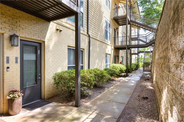 1195 Milton Terrace SE 1106, Atlanta, GA 30315