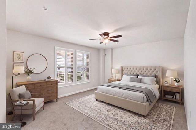 5 MCQUARIE DR, Fredericksburg, VA 22406