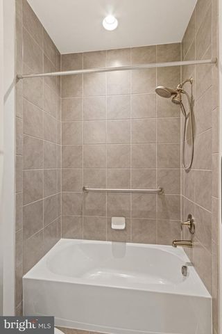 5 MCQUARIE DR, Fredericksburg, VA 22406