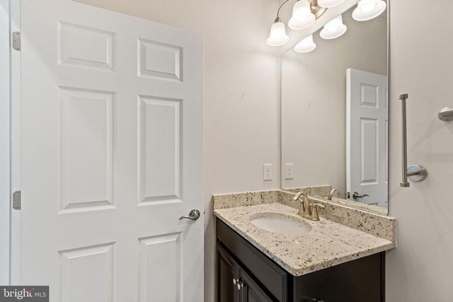 5 MCQUARIE DR, Fredericksburg, VA 22406