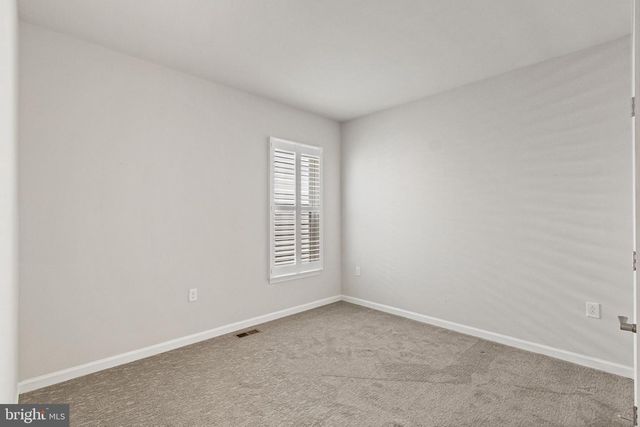 5 MCQUARIE DR, Fredericksburg, VA 22406