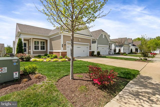 5 MCQUARIE DR, Fredericksburg, VA 22406