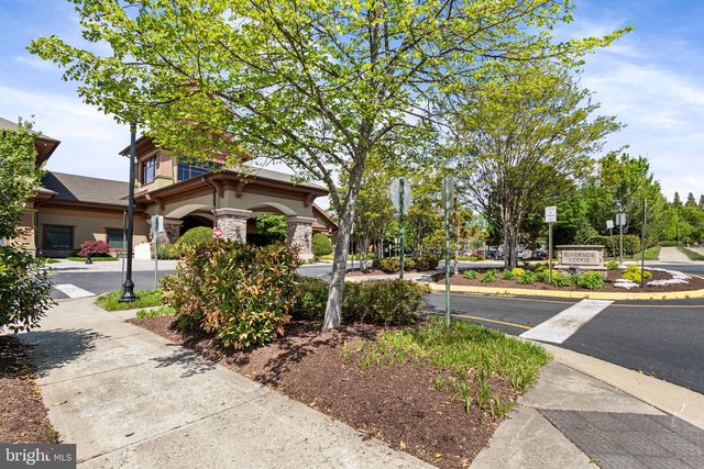 5 MCQUARIE DR, Fredericksburg, VA 22406