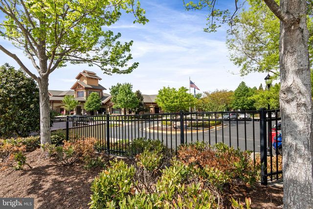 5 MCQUARIE DR, Fredericksburg, VA 22406