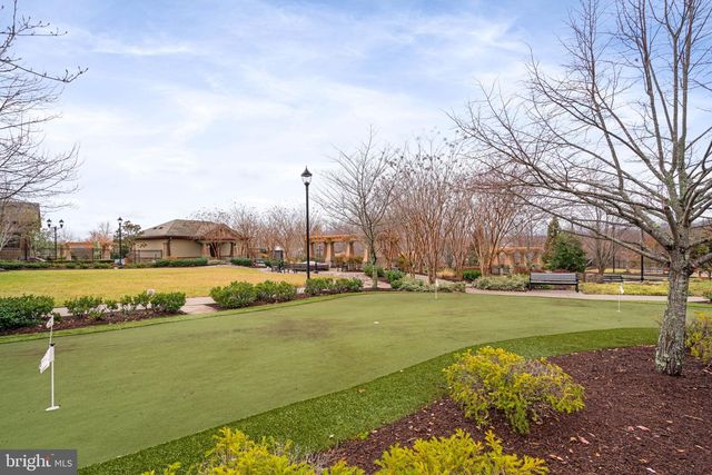 5 MCQUARIE DR, Fredericksburg, VA 22406