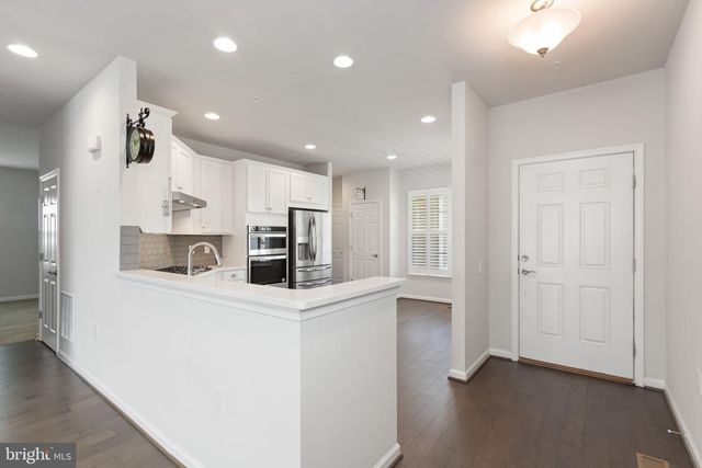 5 MCQUARIE DR, Fredericksburg, VA 22406