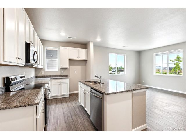 275 Shoveler Way, Johnstown, CO 80534