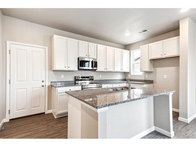 275 Shoveler Way, Johnstown, CO 80534