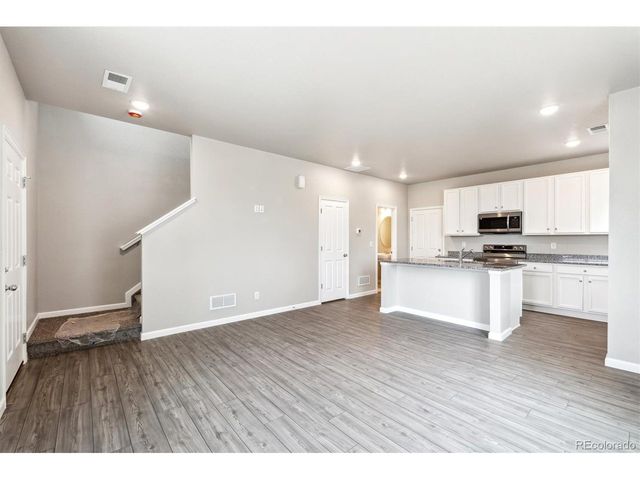 275 Shoveler Way, Johnstown, CO 80534