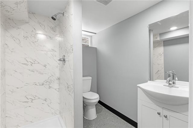 1975 Troup Avenue, Kansas City, KS 66104