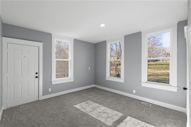 1975 Troup Avenue, Kansas City, KS 66104