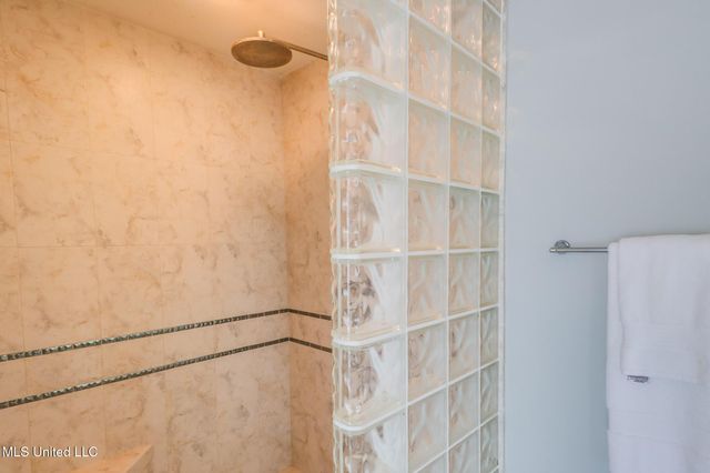 3230 Cumberland Road, 201, Ocean Springs, MS 39564