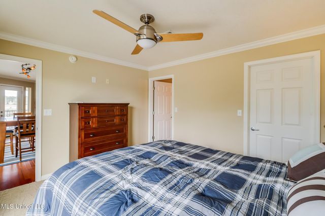 3230 Cumberland Road, 201, Ocean Springs, MS 39564