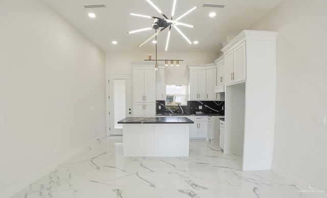 726 Ava Drive, La Feria, TX 78559