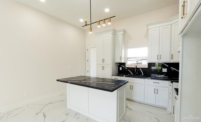 726 Ava Drive, La Feria, TX 78559