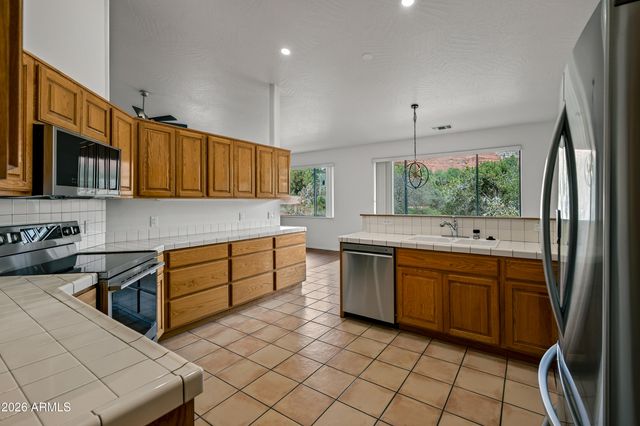 170 Fox Trail Loop, Sedona, AZ 86351