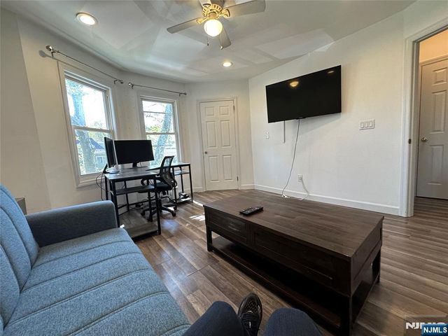 70 Prospect Place 2, Rutherford, NJ 07070