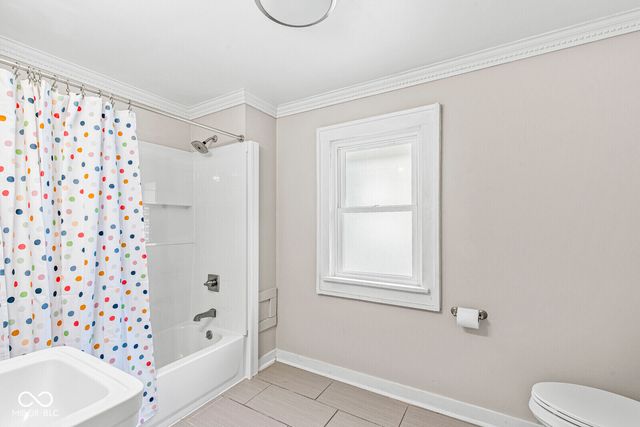 4248 Carrollton Avenue, Indianapolis, IN 46205