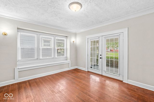 4248 Carrollton Avenue, Indianapolis, IN 46205