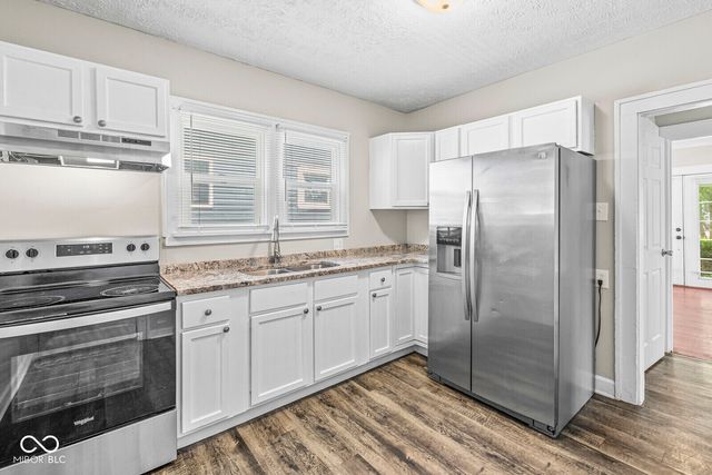 4248 Carrollton Avenue, Indianapolis, IN 46205