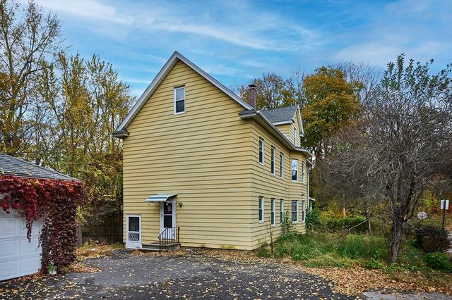 92-94 Nonotuck Avenue, Chicopee, MA 01013