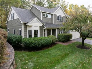 22 Mcneil Cir 22, Hopkinton, MA 01748